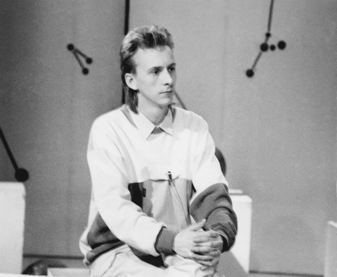 A young Ants Lusti in the studio of the ETV show “Miljon miksi” in 1992